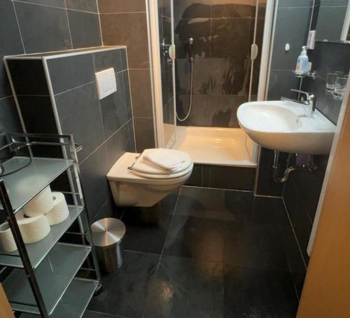Cozy 1 Room Apartment In Zug Ngoại thất bức ảnh